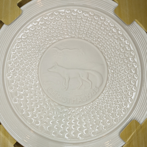 Belleek Irish 1983 Christmas Plate.  The Red Fox.  Limited Edition.  Vintage - Picture 4 of 9